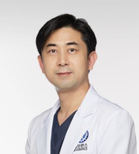 Editor in Chief  Yun Rak Choi