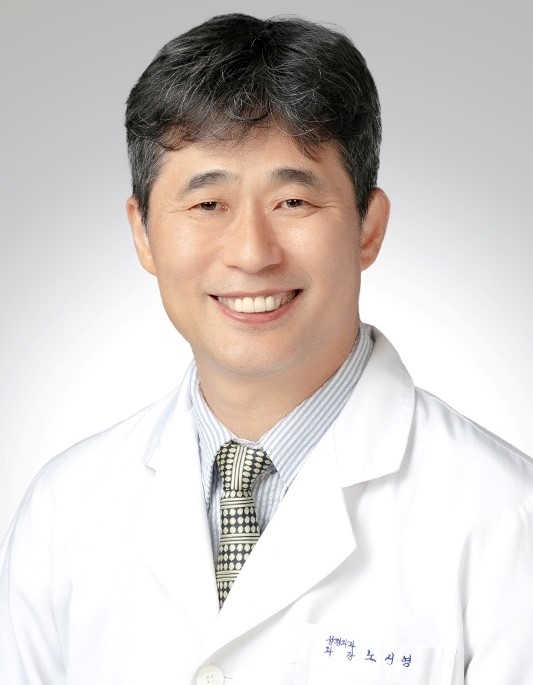 Information & Communication Committee  Si Young Roh